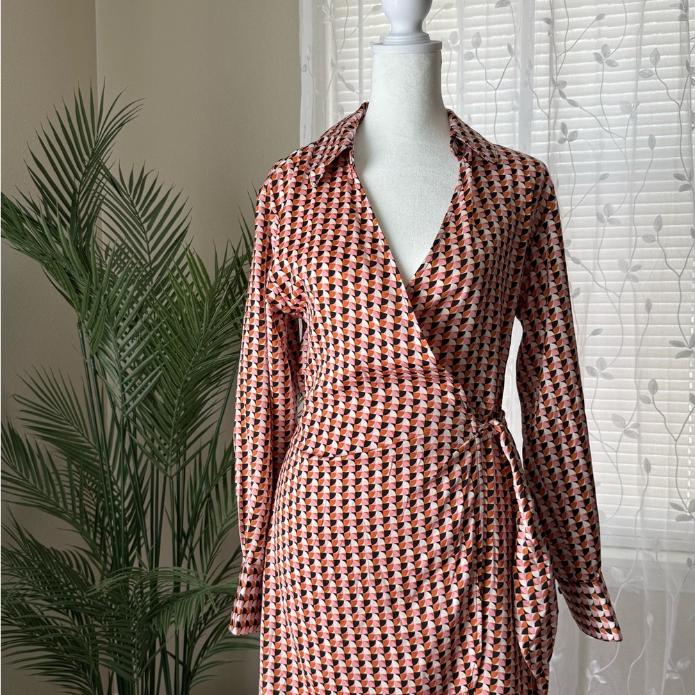 H&M Geometric Long Sleeve Dress in Red and Black